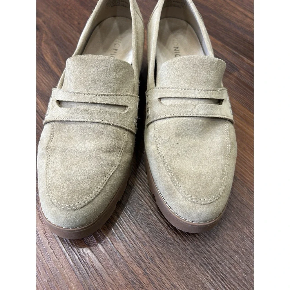 Vionic Cheryl II Women's Size 10 Sand Suede Arch Support Loafers